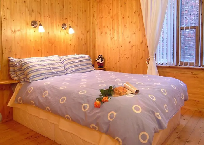 Discovery Cottage